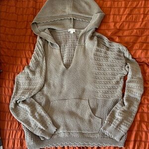 Hem and thread green Knit Hooded Sweater. Great condition, smoke free home.